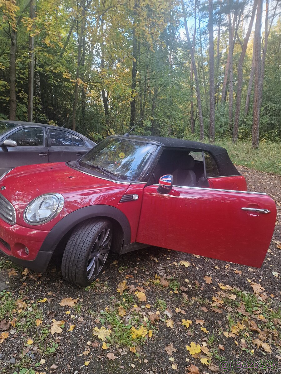 Mini cooper cabrio 2012 1.6 benzín 85 kw - 18