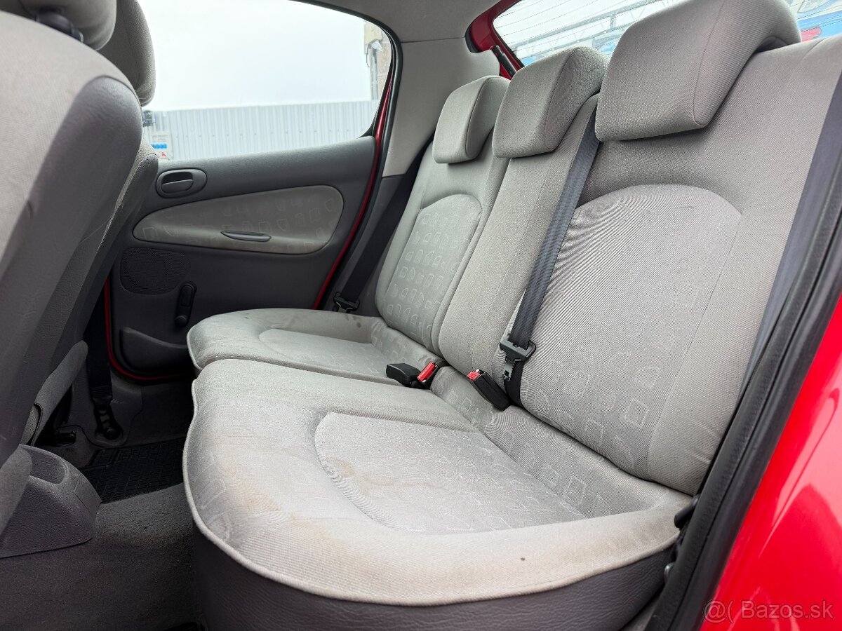 Peugeot 206 1.1 XR Présence - 18