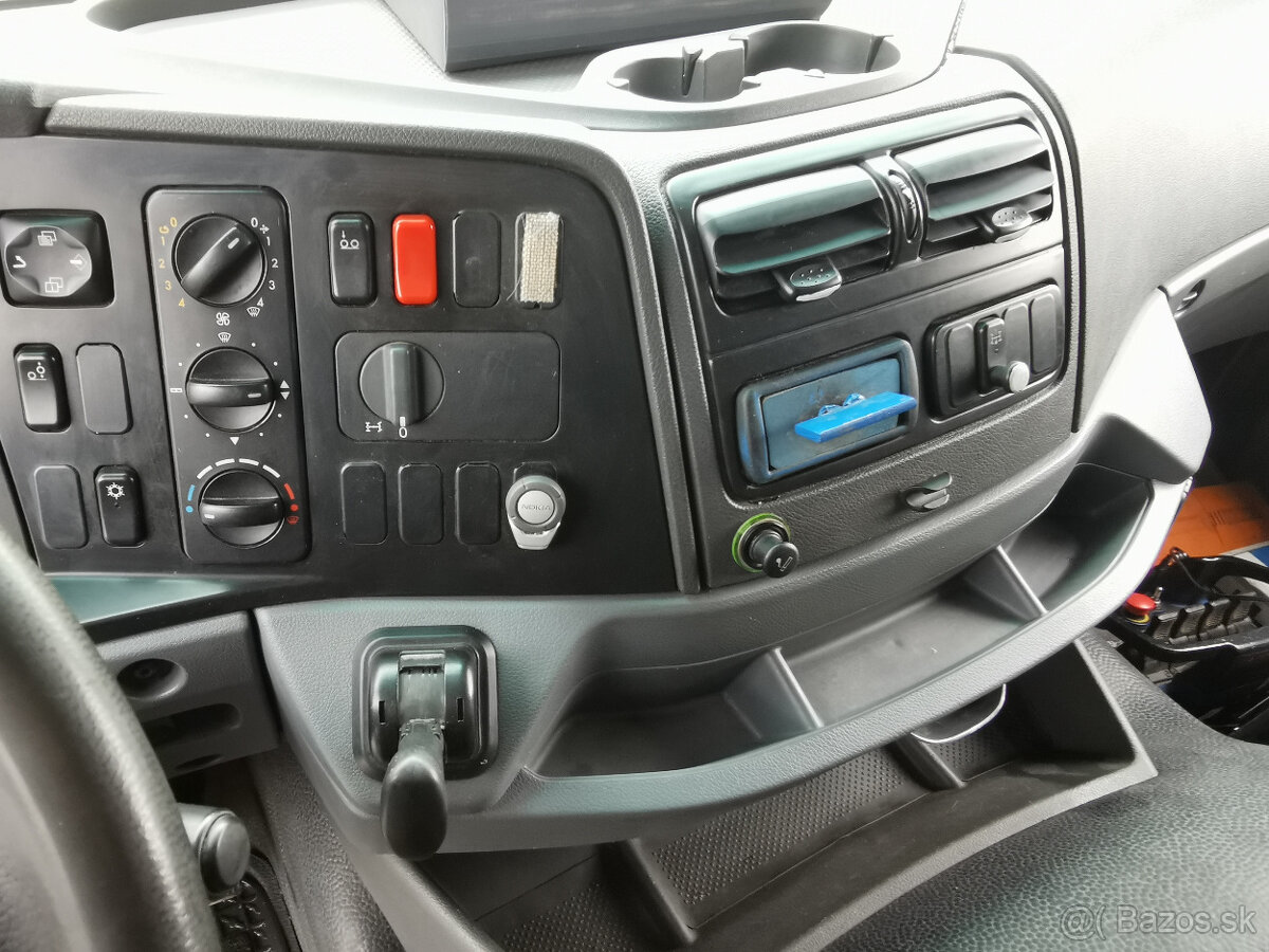 Prodám MERCEDES-BENZ AXOR 2533 L 6X2 E4 valník s hydr. rukou - 18