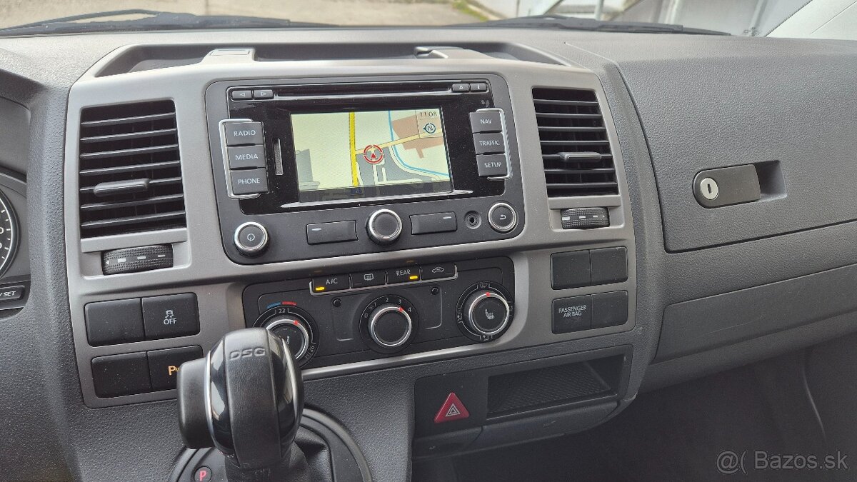 Volkswagen Multivan 2.0 TDI 140k Startline DSG - 18