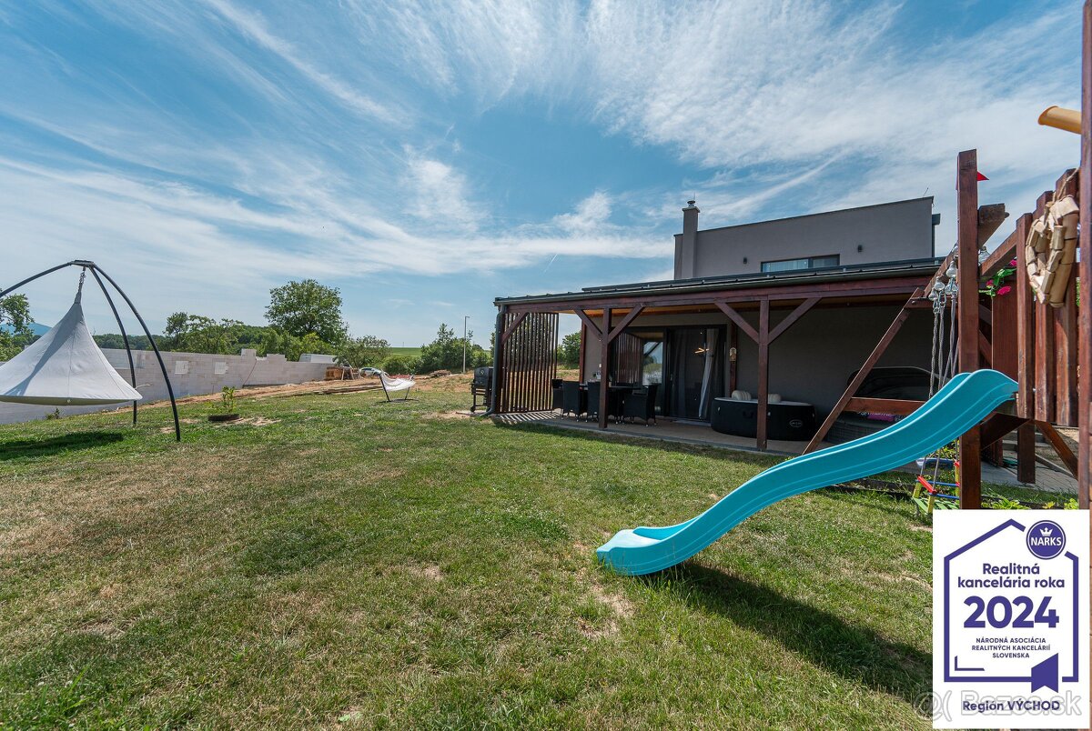 5 izbový rodinný dom v krásnom prostredí, obec Trsťany - 18