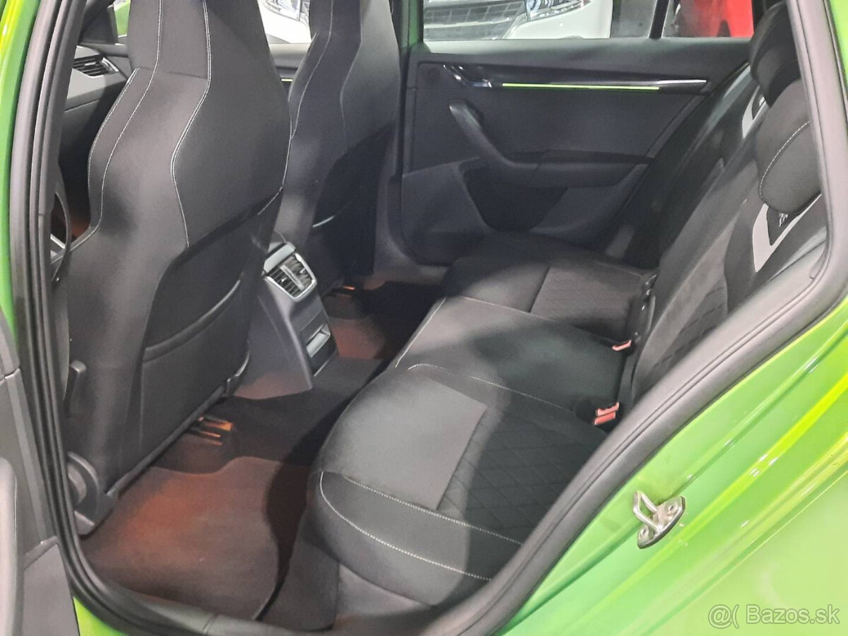 Škoda Octavia Combi 2.0 TDI RS - 18