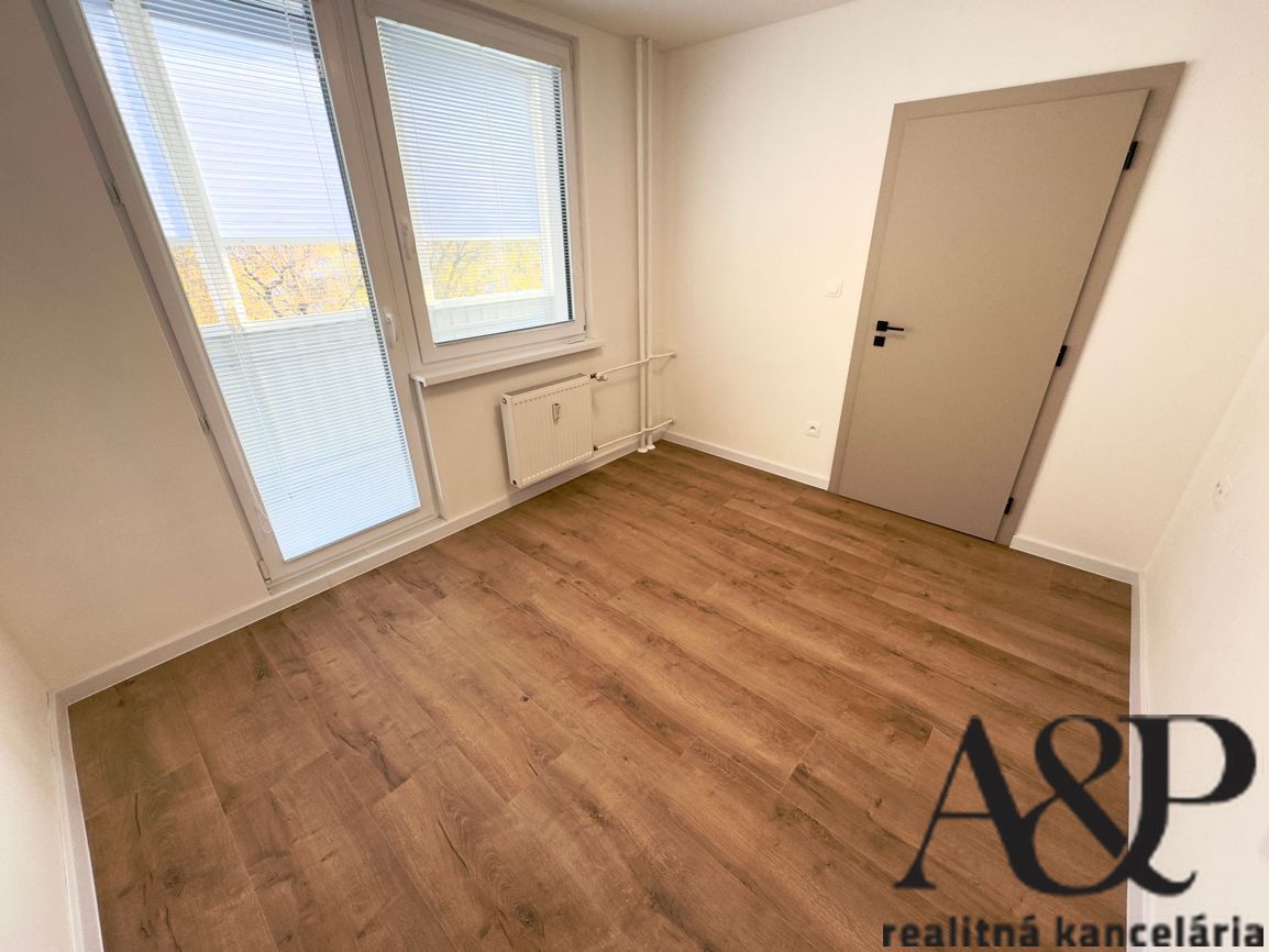 LUXUSNÝ 3 IZBOVÝ BYT V CENTRE MESTA, 68M2, NÁM. OSLOBODENIA, - 18