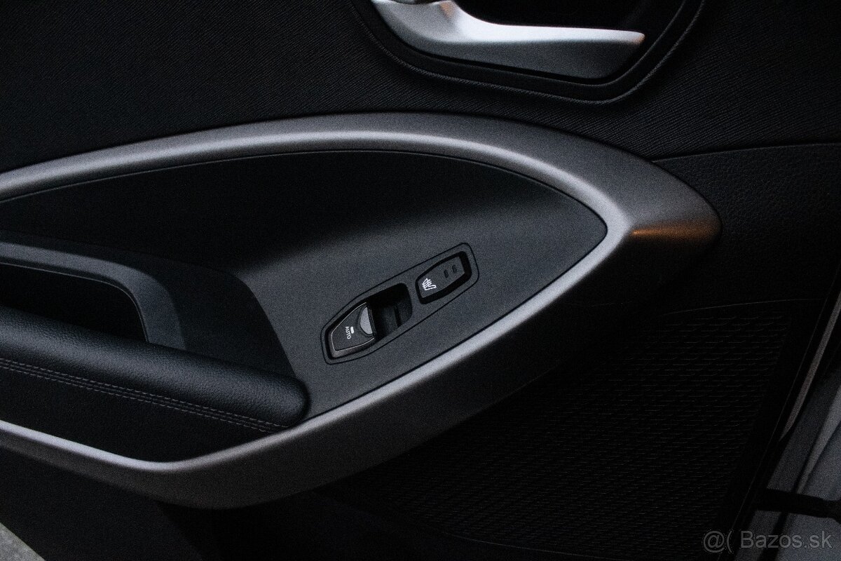 Hyundai Santa Fe 2.2 CRDi, 145 kW (2013) - 18