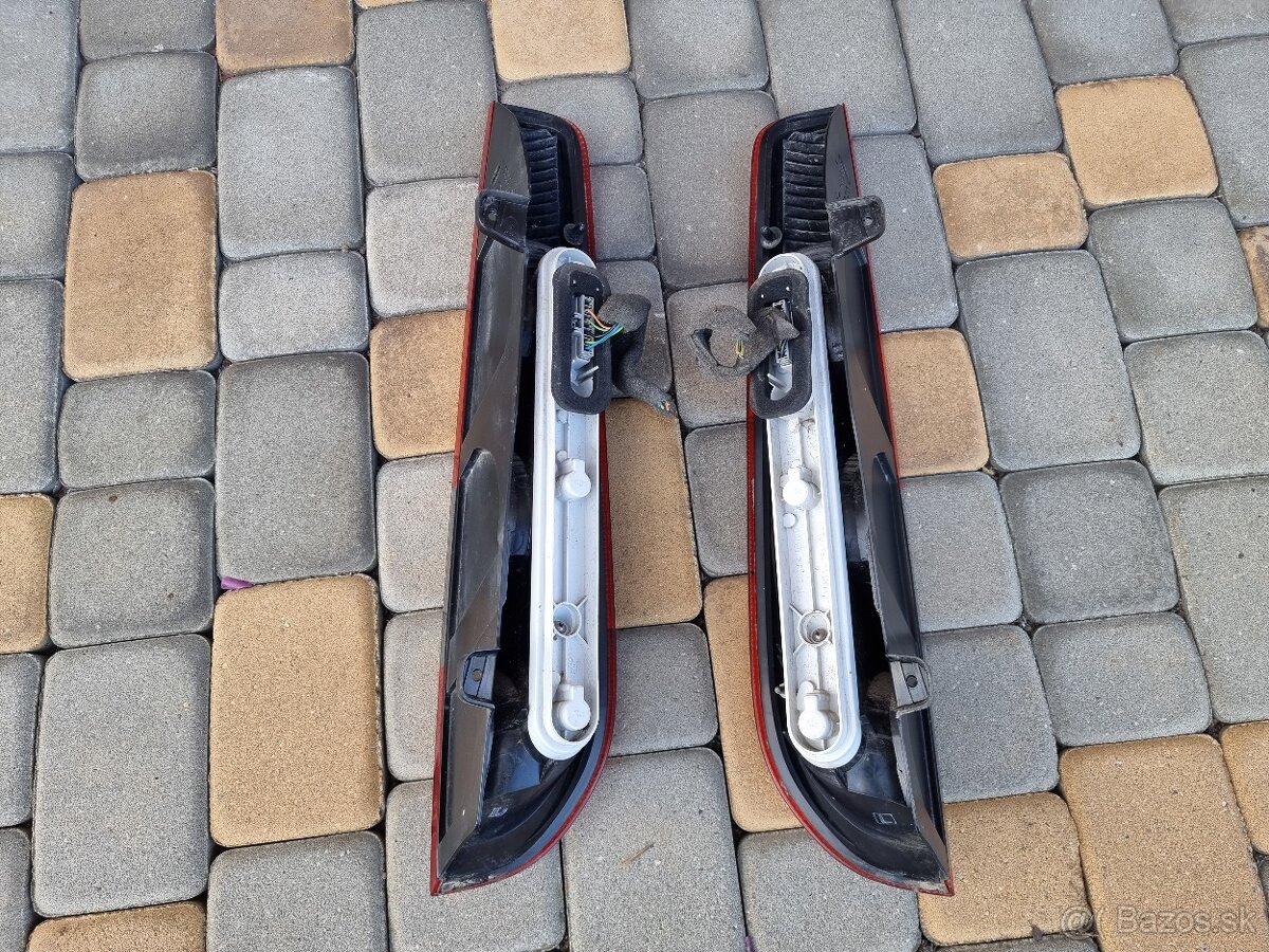 Ford Focus Combi predný náraznik - 18