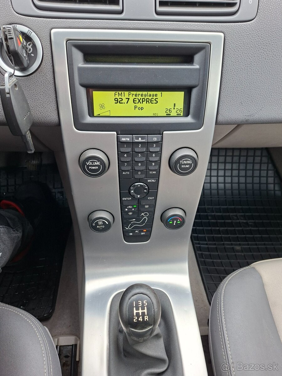Volvo V50 1.6D - 18