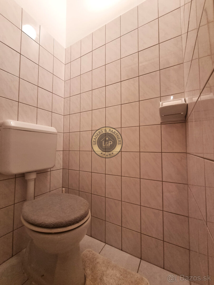 PREDAJ rodinný dom na rozsiahlom pozemku Mosonmagyaróvár - 18