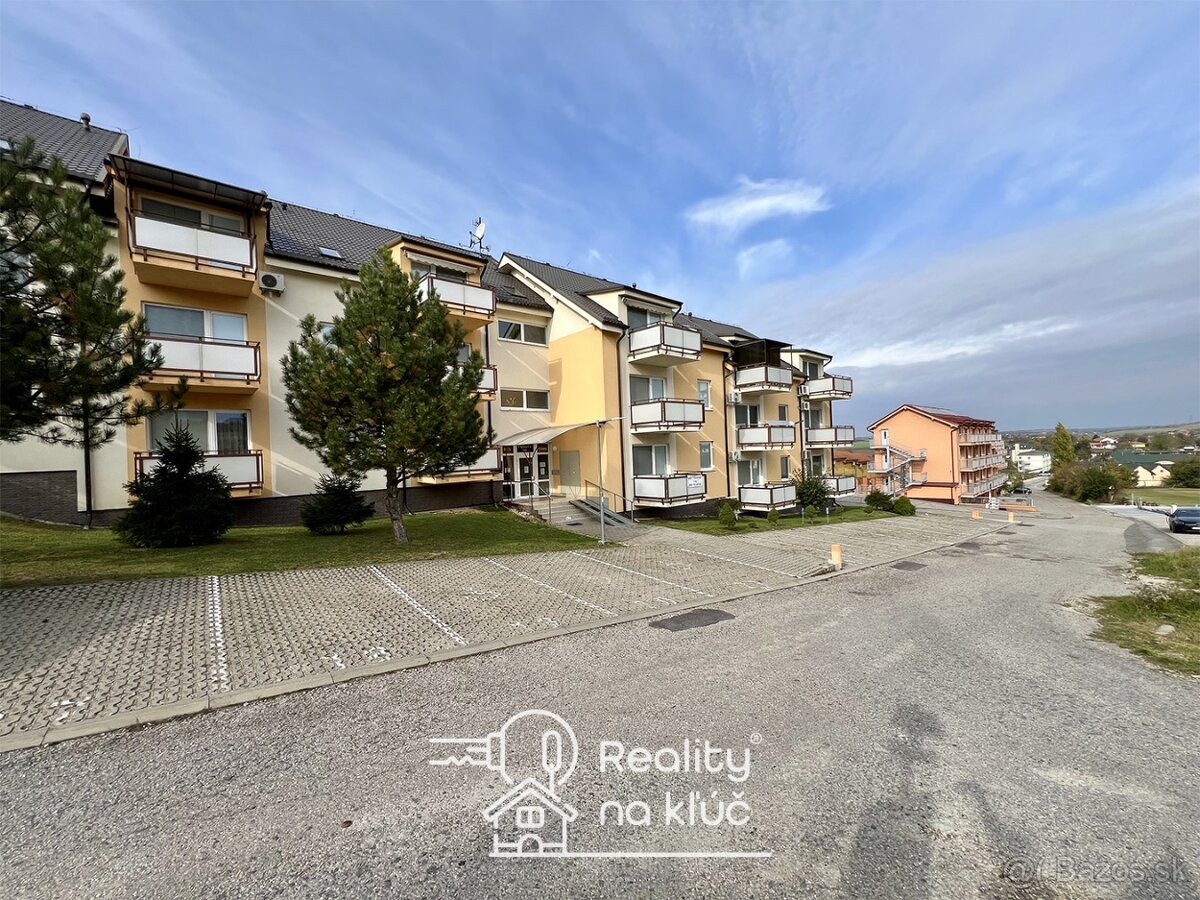 Na predaj dva zariadené 2-izbové apartmánové byty s balkónom - 18