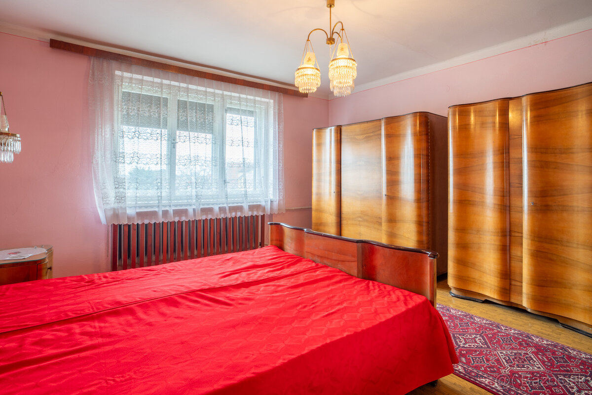 Na predaj 5-izbový rodinný dom Veľké Leváre - 18