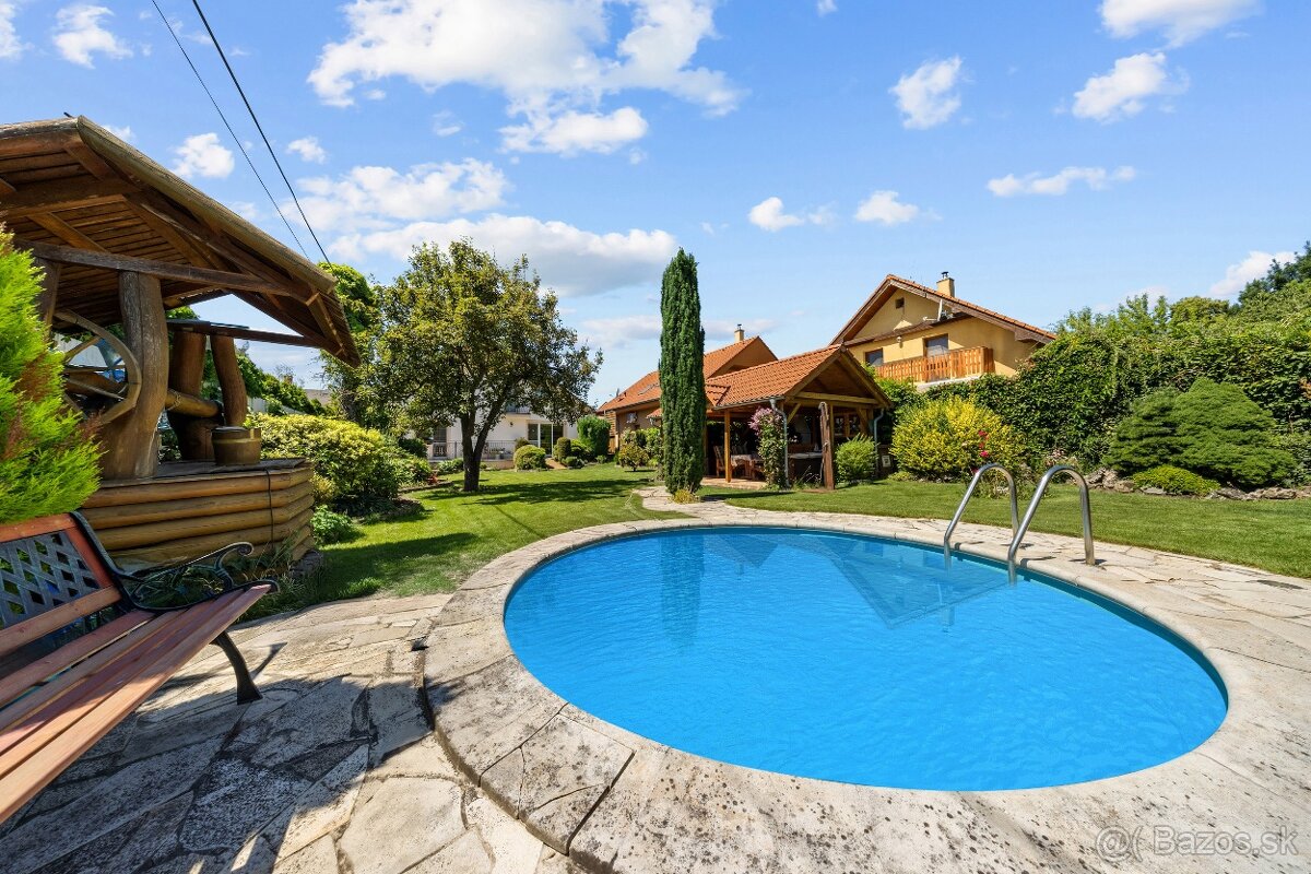 Ponúkame na predaj krásny rodinný dom v Malackách. - 18