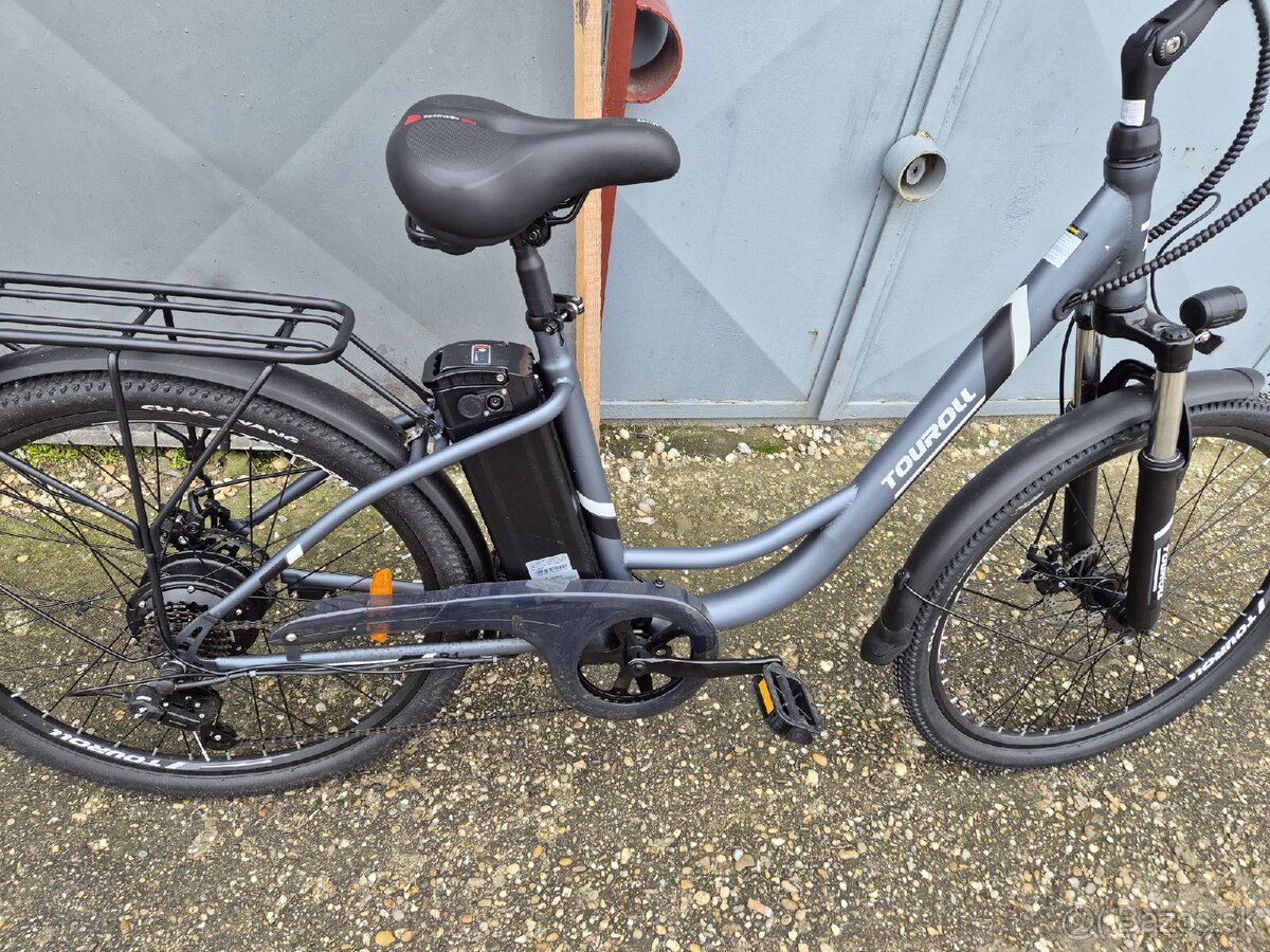 Nový Zánovný, elektrobicykel - 18