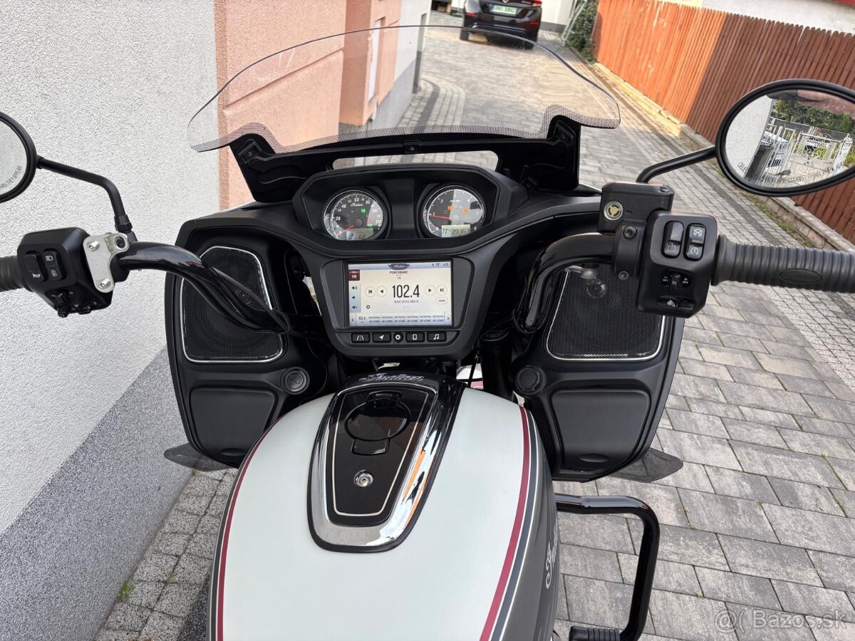 Indián Challenger - 18