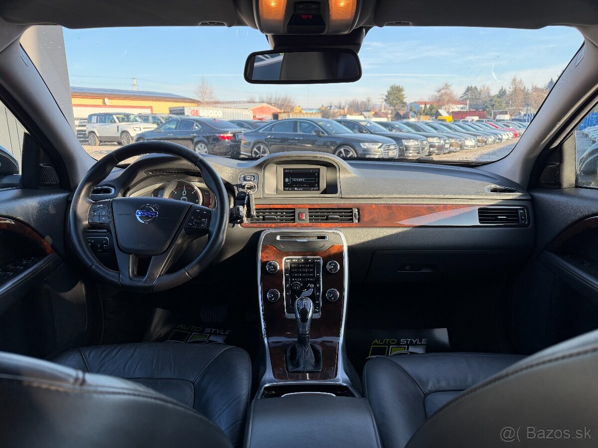 Volvo V70 D4 2.0 Drive-E Summum Geartronic - 18