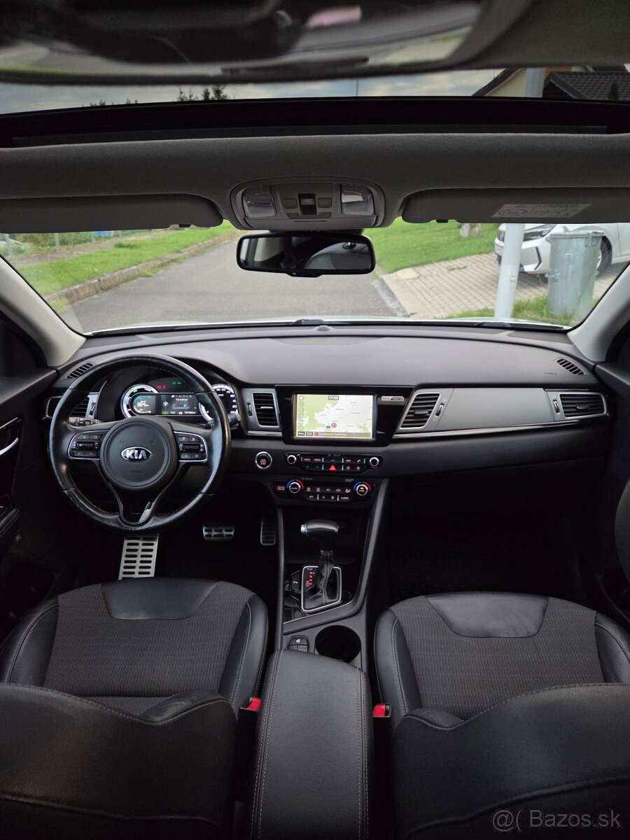 Kia Niro 1.6 GDI Automat - 18