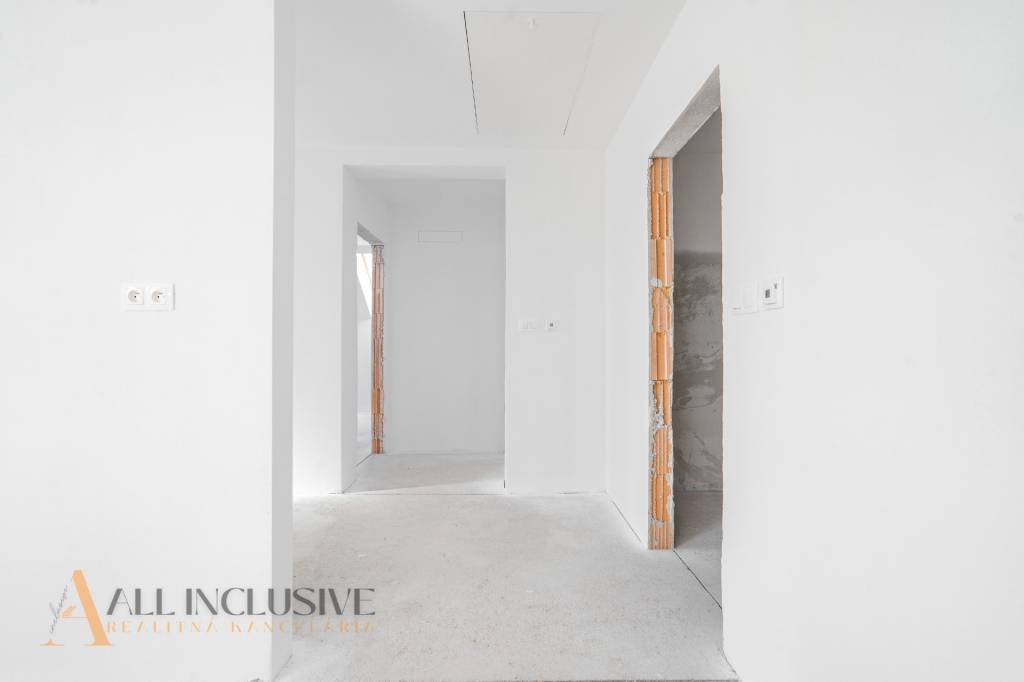 ALL INCLUSIVE | NA PREDAJ 3 IZBOVÉ BYTY V OBCI JANÍKY - 18