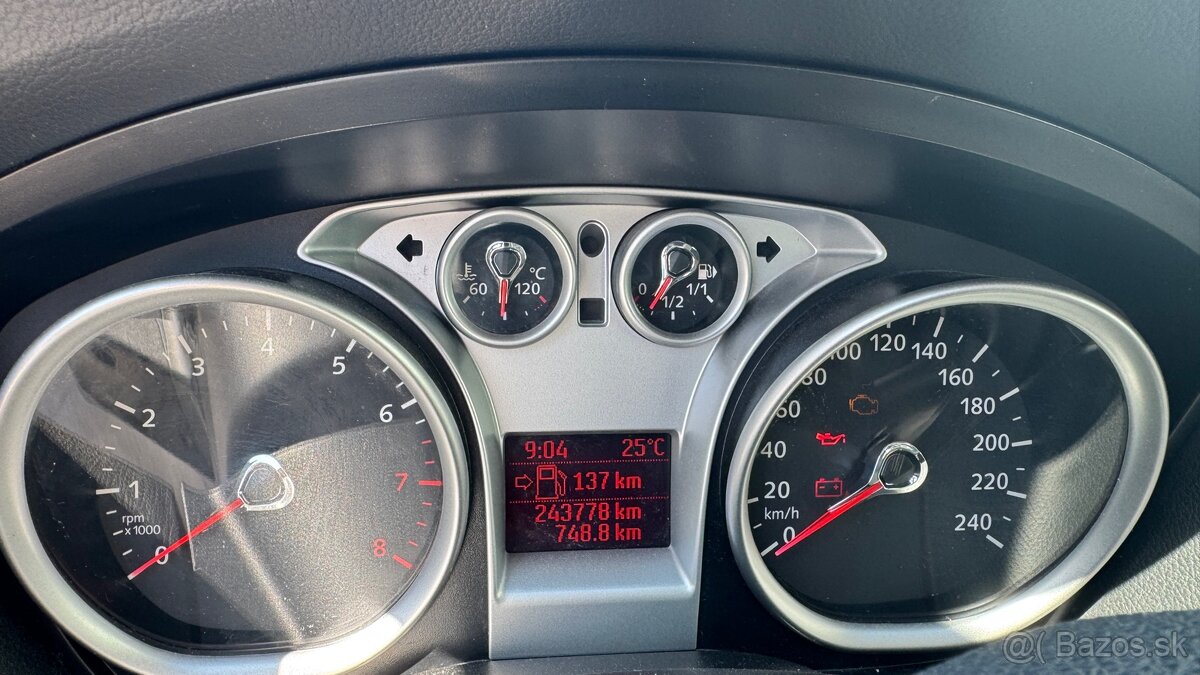 Ford Focus Kombi 1.6 16V Duratec Trend - 18