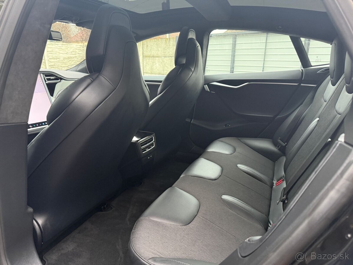 Tesla Model S 75D - 18