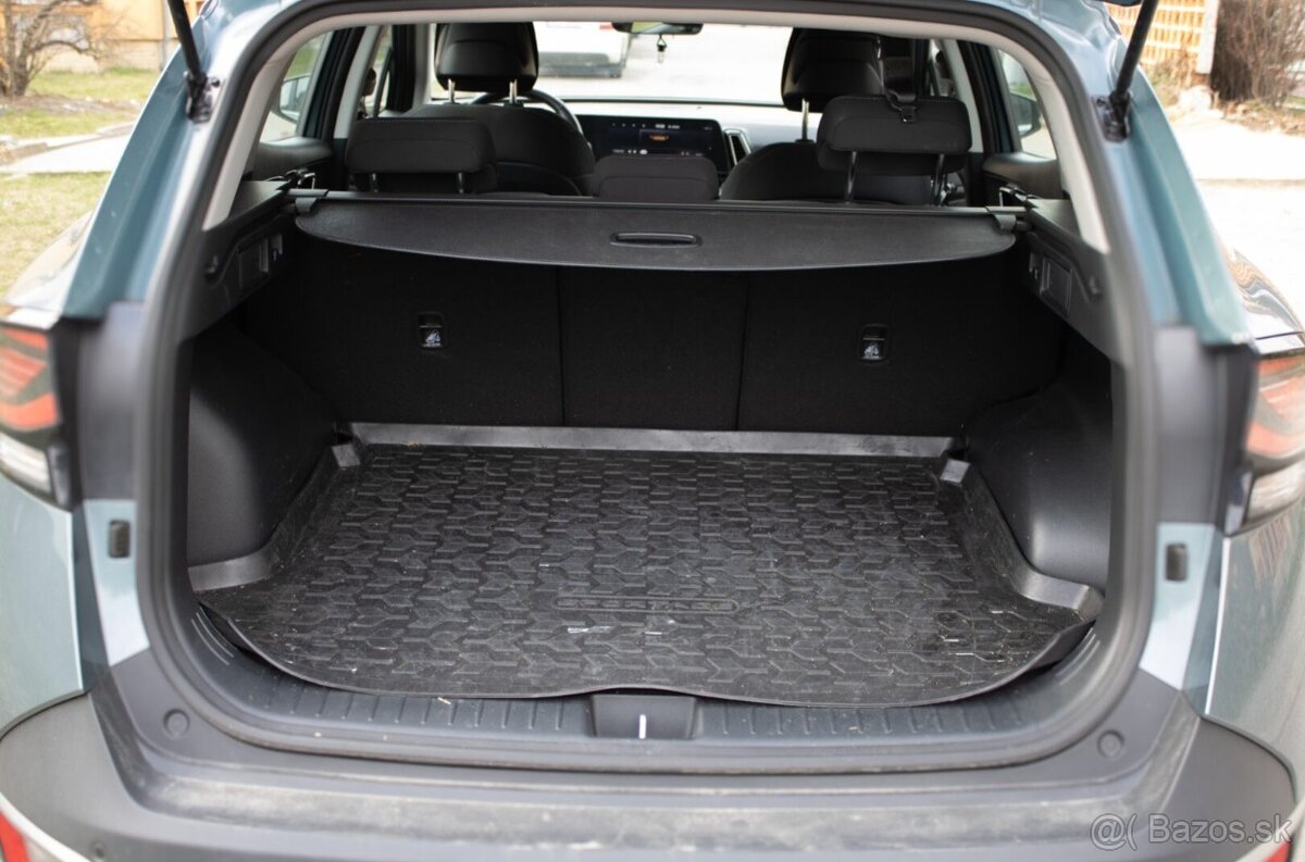 Kia Sportage 100% stav, servisované - 18