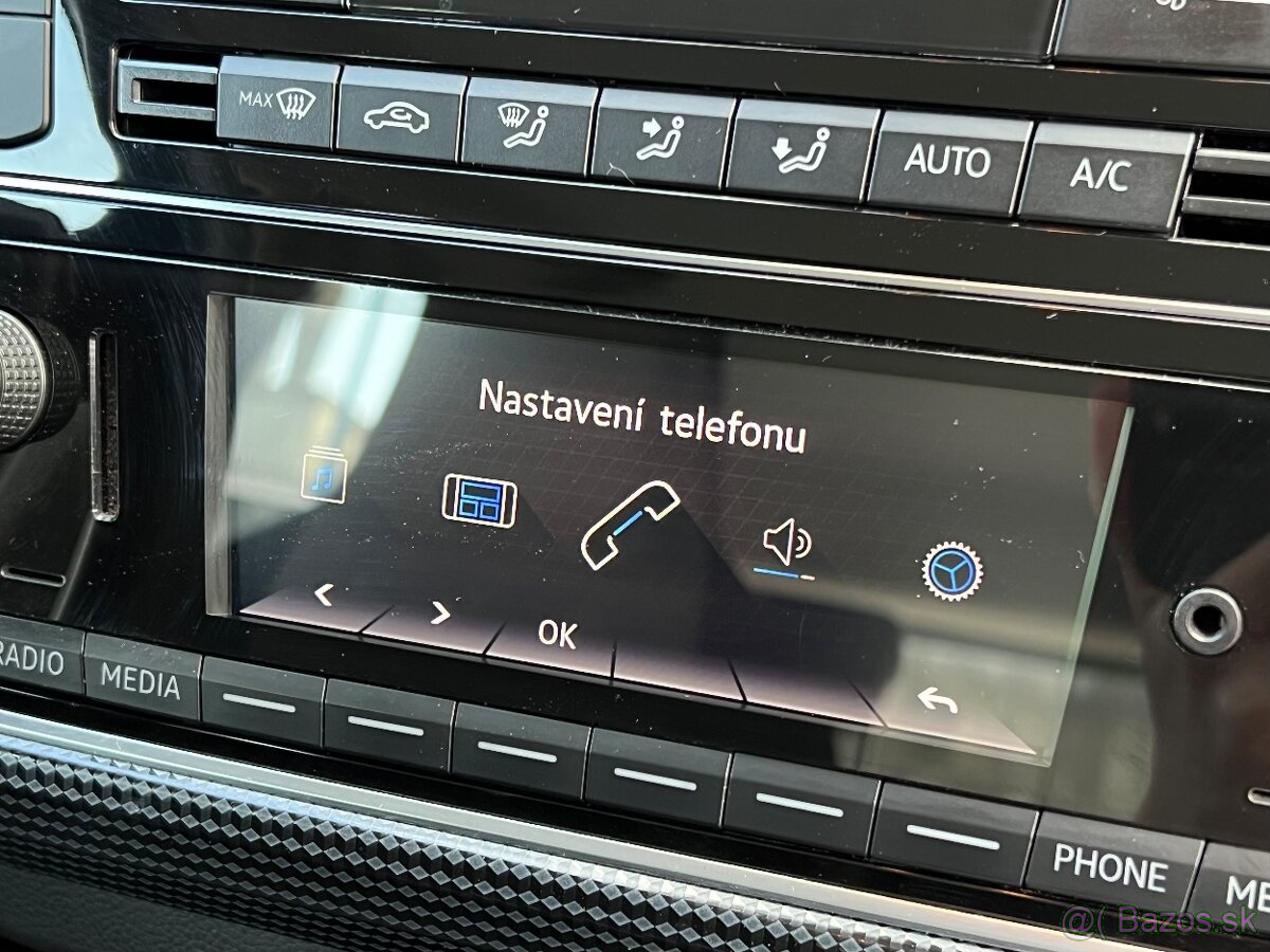 VOLKSWAGEN e-UP 37kWh 61kW AUTOMAT - 18