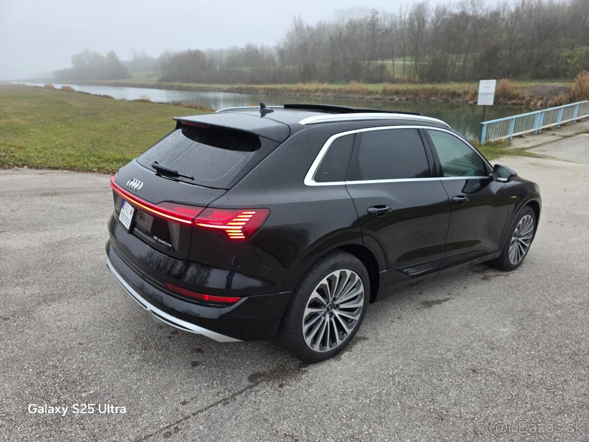 Audi e-tron 55 S-LINE 300 kW 408PS Quattro, Panoráma,Matrix - 18