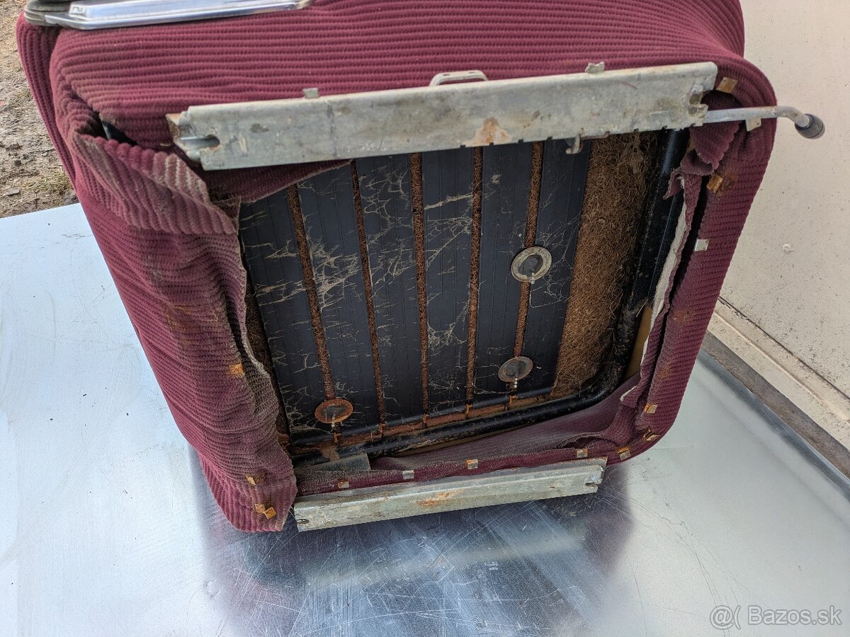 Predné sedačky Tatra 613 - 18