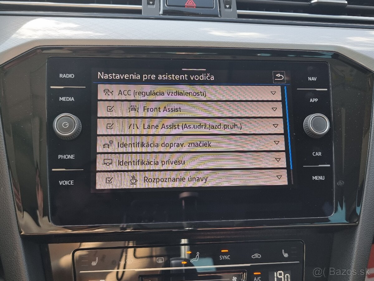 Volkswagen Passat Variant 2.0TDI Elegance DSG za 17.490 € - 18