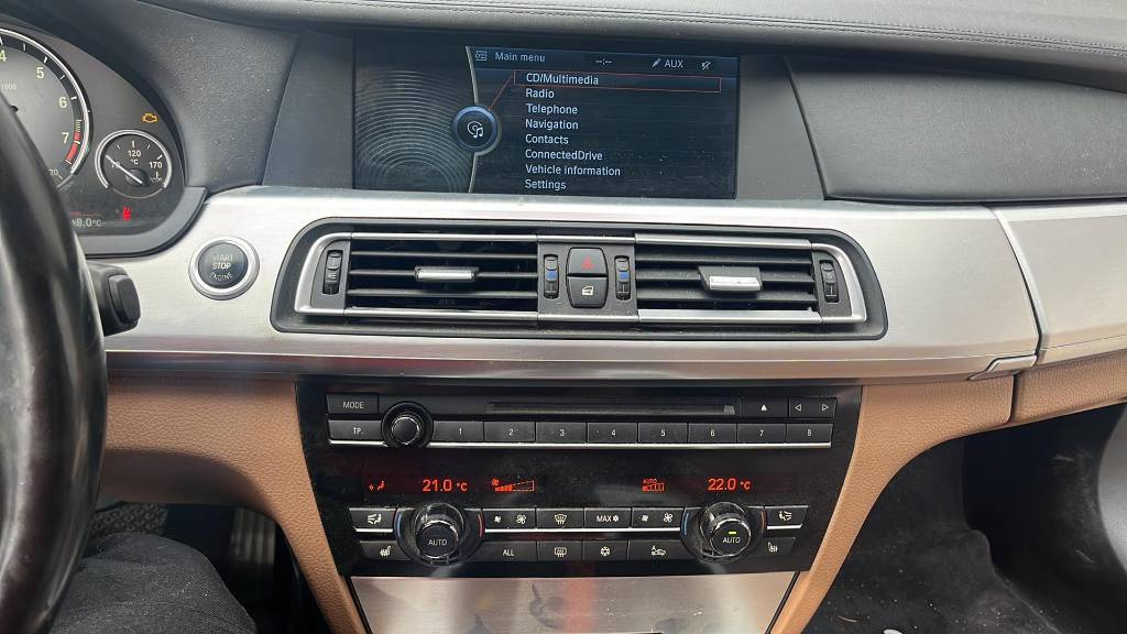 BMW 750i M-packet xdrive F01 - 18