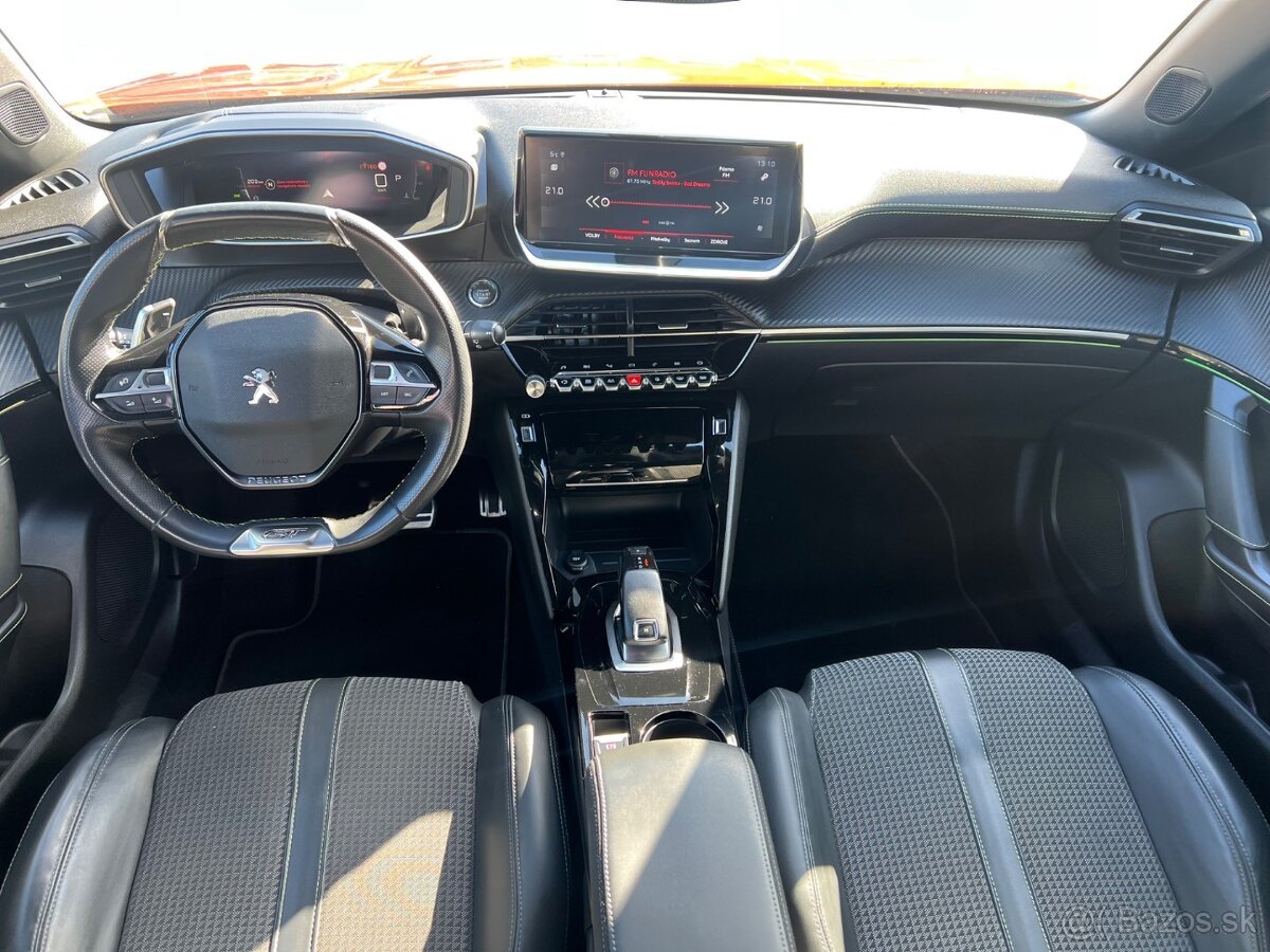 Peugeot 2008 1.2 PureTech 130 GT EAT8 - 18