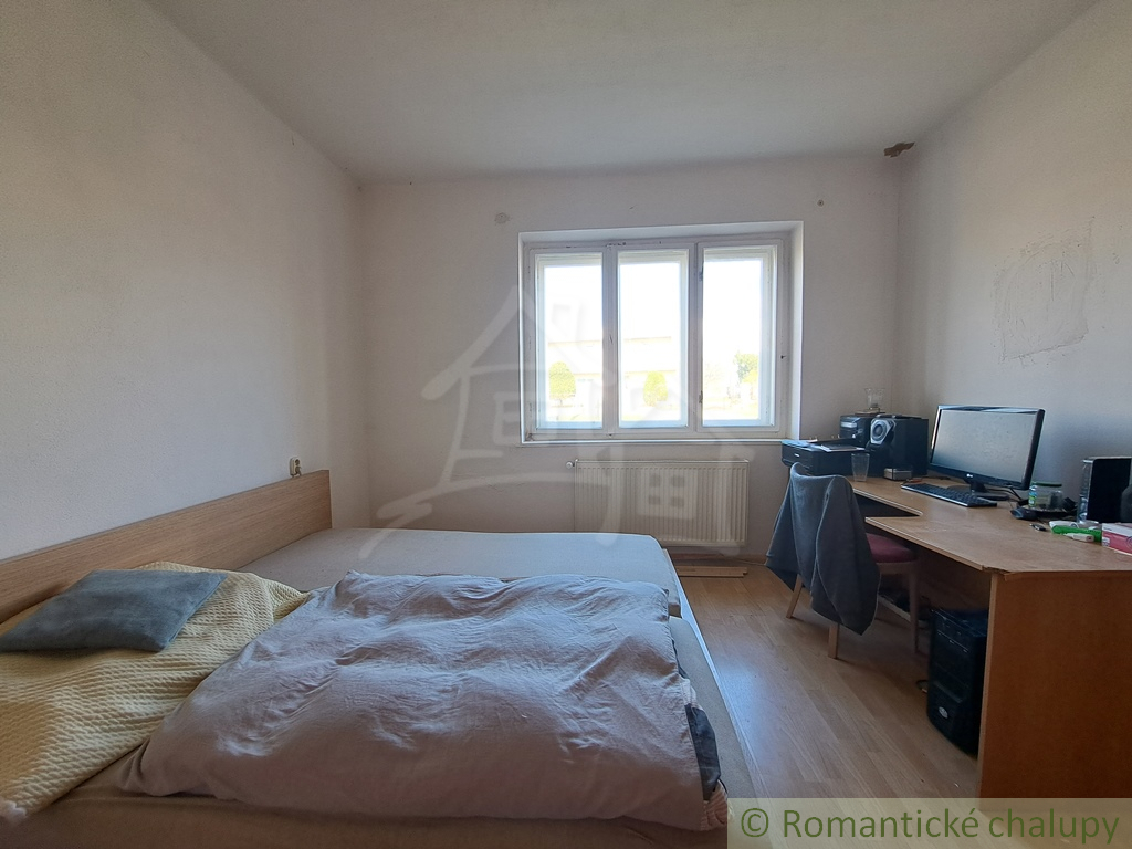 Dom v krásnej obci Podhorany s lesným prostredím, pozemok - 18