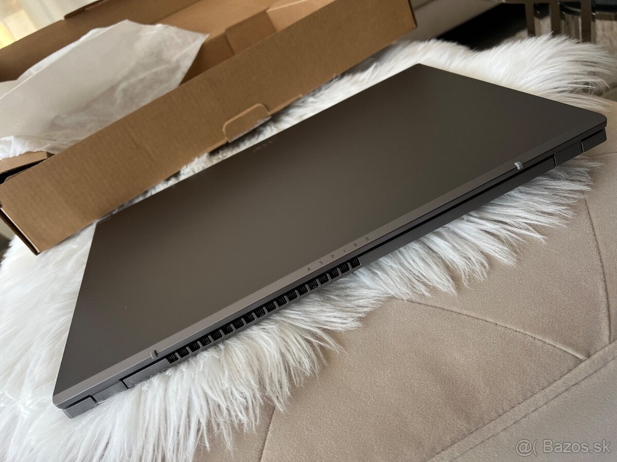 ACER Aspire - Notebook - 18