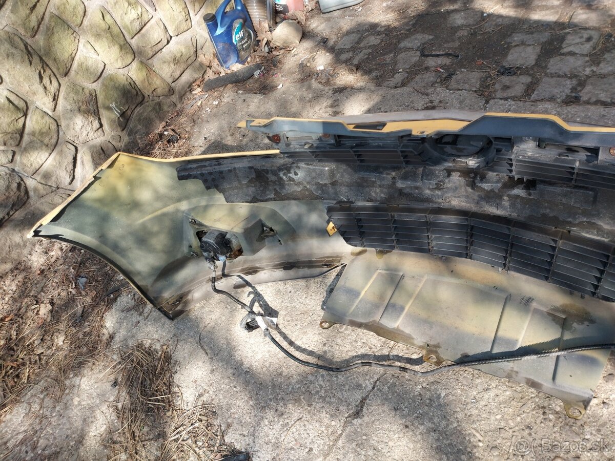 OPEL TIGRA B TWINTOP CABRIO - přední nárazník - 18