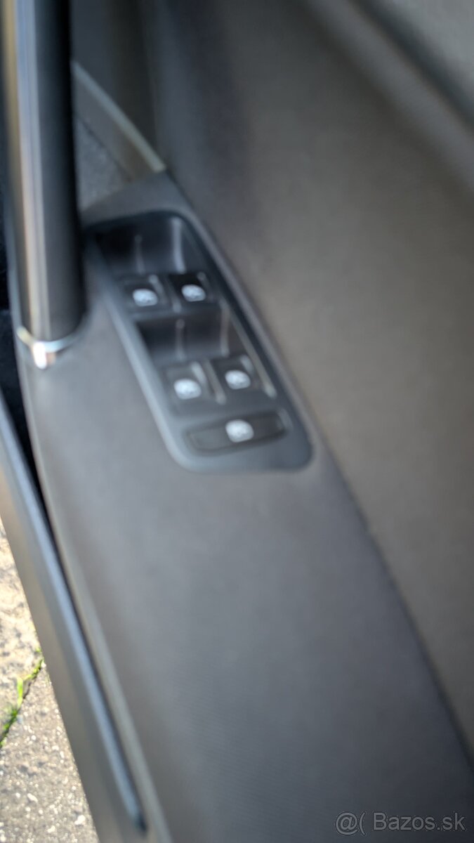 Volkswagen Golf 7 facelift 2.0 TDI 110kw - 18