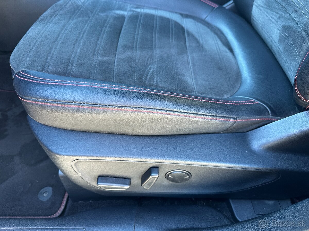 Ford Kuga 1.5TDCi ST Line-rv:2022--148tis km--AT 8-- - 18