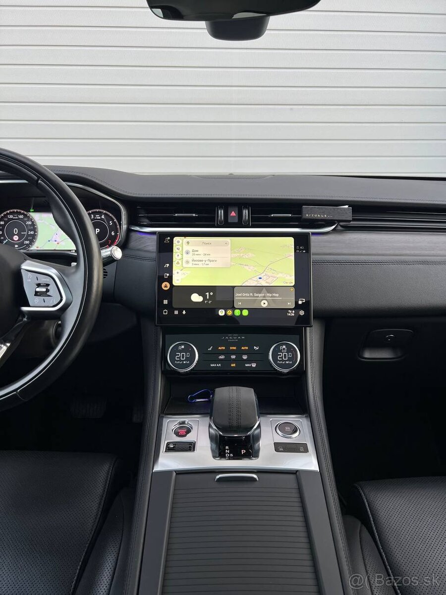 JAGUAR F-PACE 2.0 TURBO 184 kW 2021 MAXIMÁLNÍ VÝBAVA SERVIS - 18