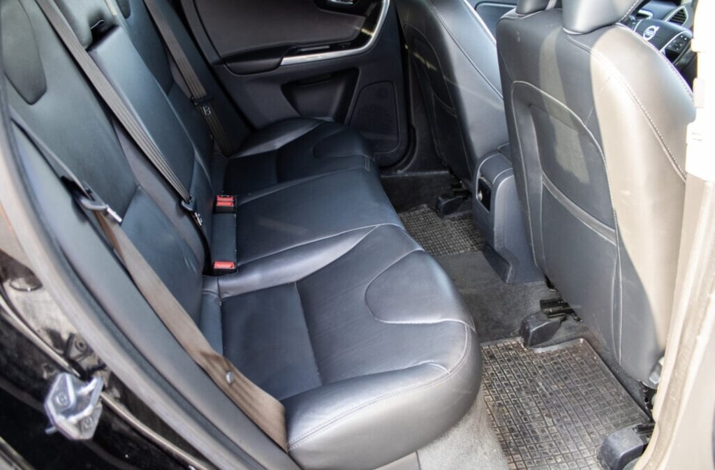 Volvo XC60 140kW (2015) - 18