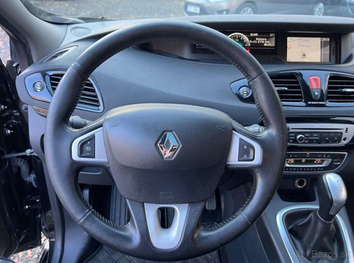 Renault Scenic 2.0 dCi 110 kW 7 míst INITIALE klima 2012 STK - 18