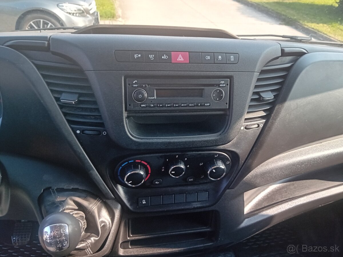 Iveco Daily 2,3D 115kw 7M 2018 - 18