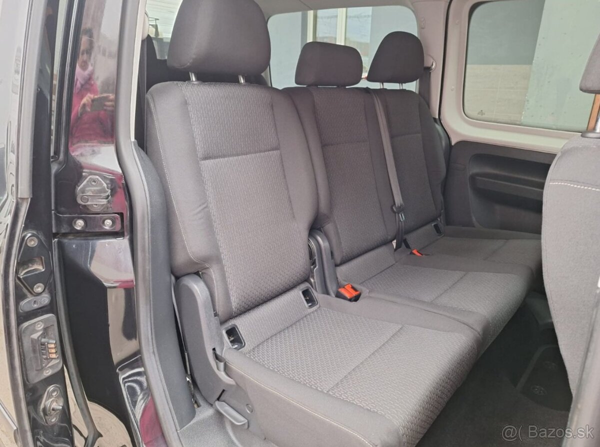 VOLKSWAGEN CADDY MAXI 1,4i 7míst záruka km - 18