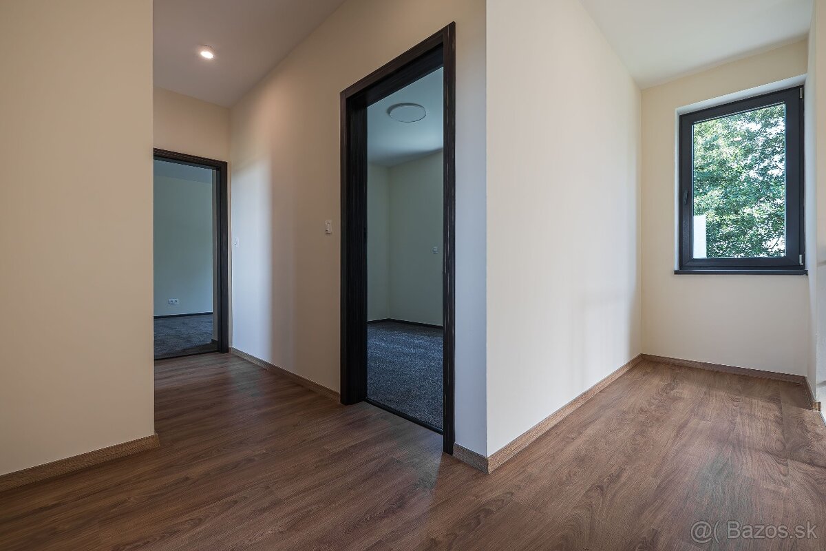 NA PREDAJ 4izb. rekreačný dom priamo pri golfovom areály - 18