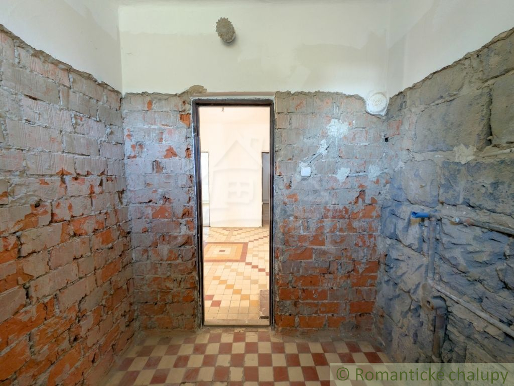 Rodinný dom na predaj neďaleko Domaše - Žalobín - 18