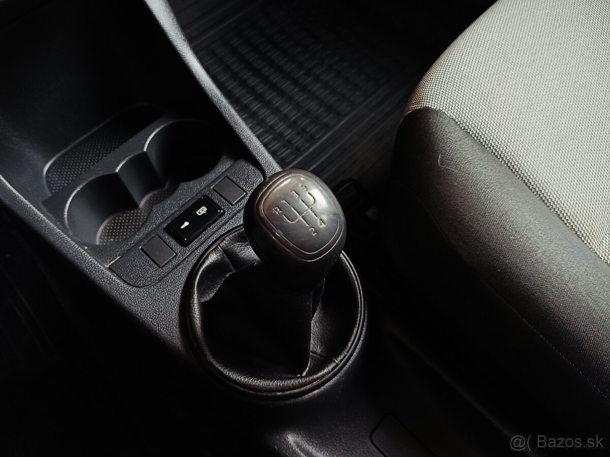 ✳️Škoda Fabia Combi 1.6 TDI Active NOVÁ TK/EK✳️ - 18