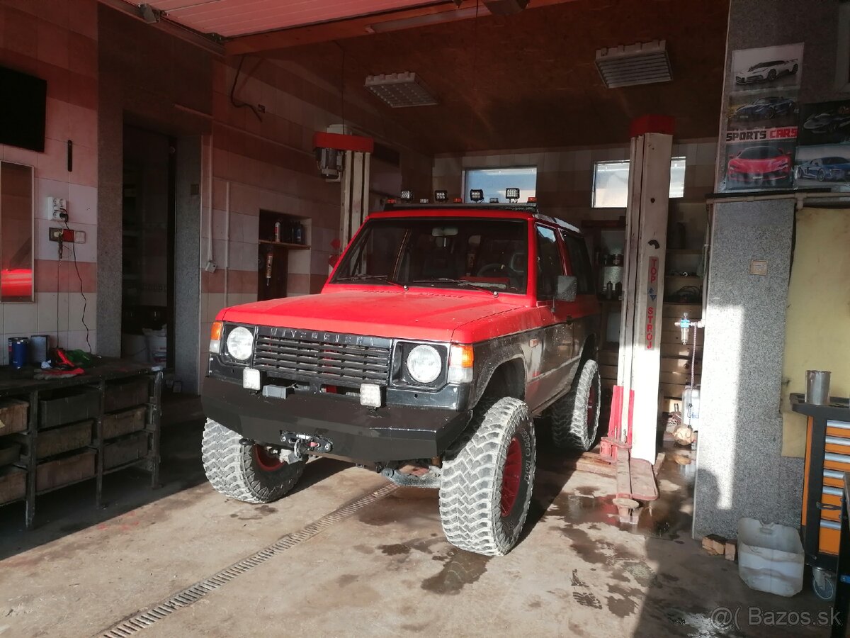 Mitsubishi pajero 1 2.3 td - 18