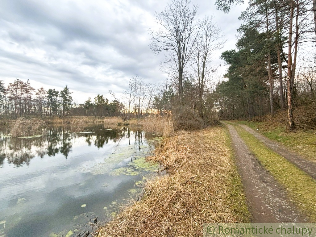 3-izbový rodinný dom s garážou v centre obce Jakubov , okr - 18
