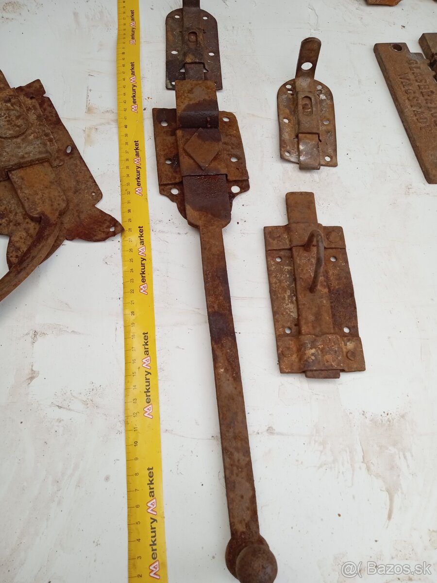 Staré náradie na dekoráciu - 18