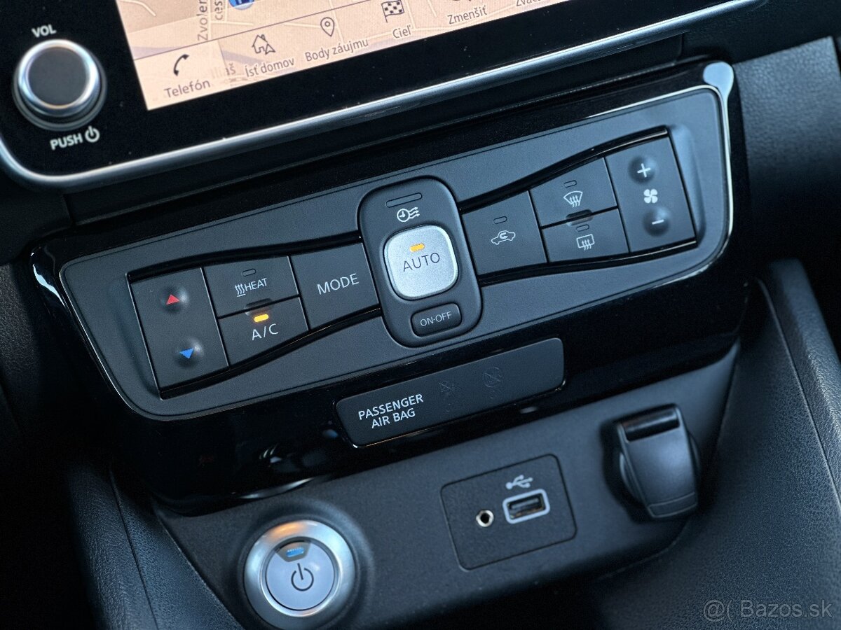 NISSAN LEAF 40 kWh N-CONNECTA - ELEKTRO 110 kW 150 ps 31TKM - 18