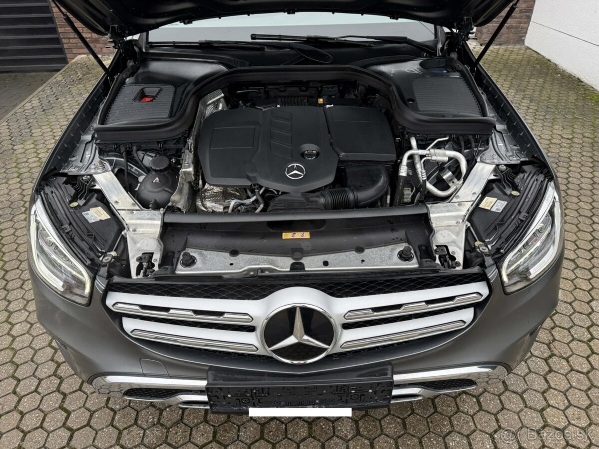 Mercedes-Benz GLC SUV 220 d 4MATIC A/T - 18