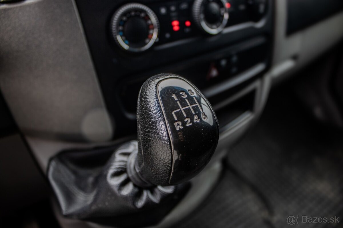 Mercedes-Benz Sprinter 213 CDI R2 štandard - 18