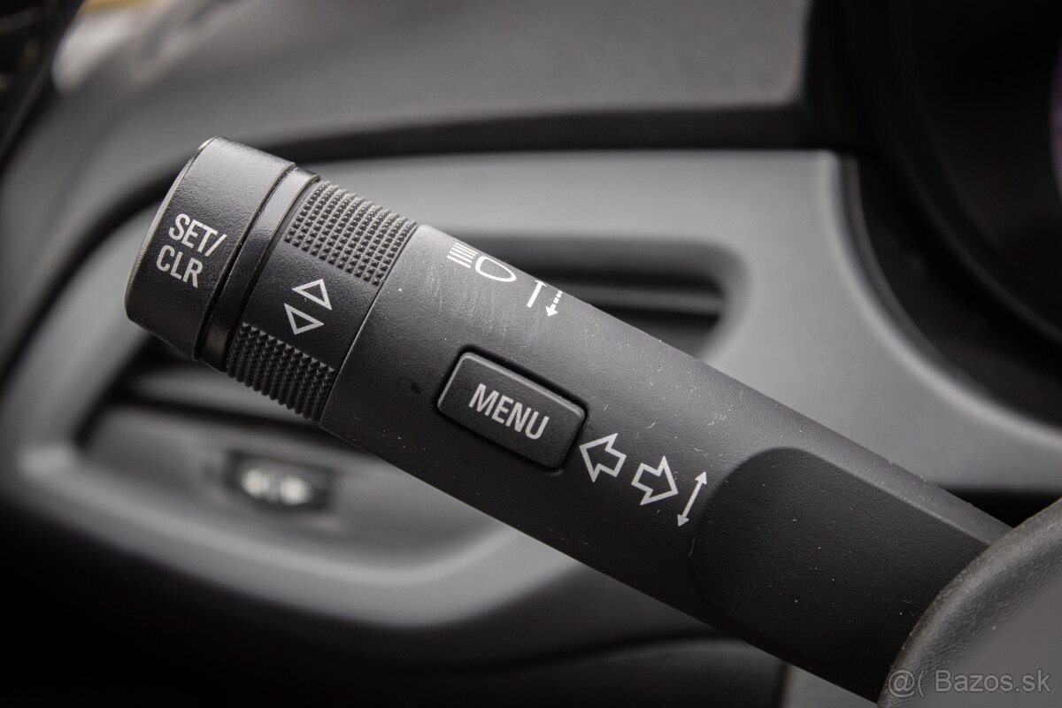 Opel Corsa 1.4 Turbo Color Edition - 18