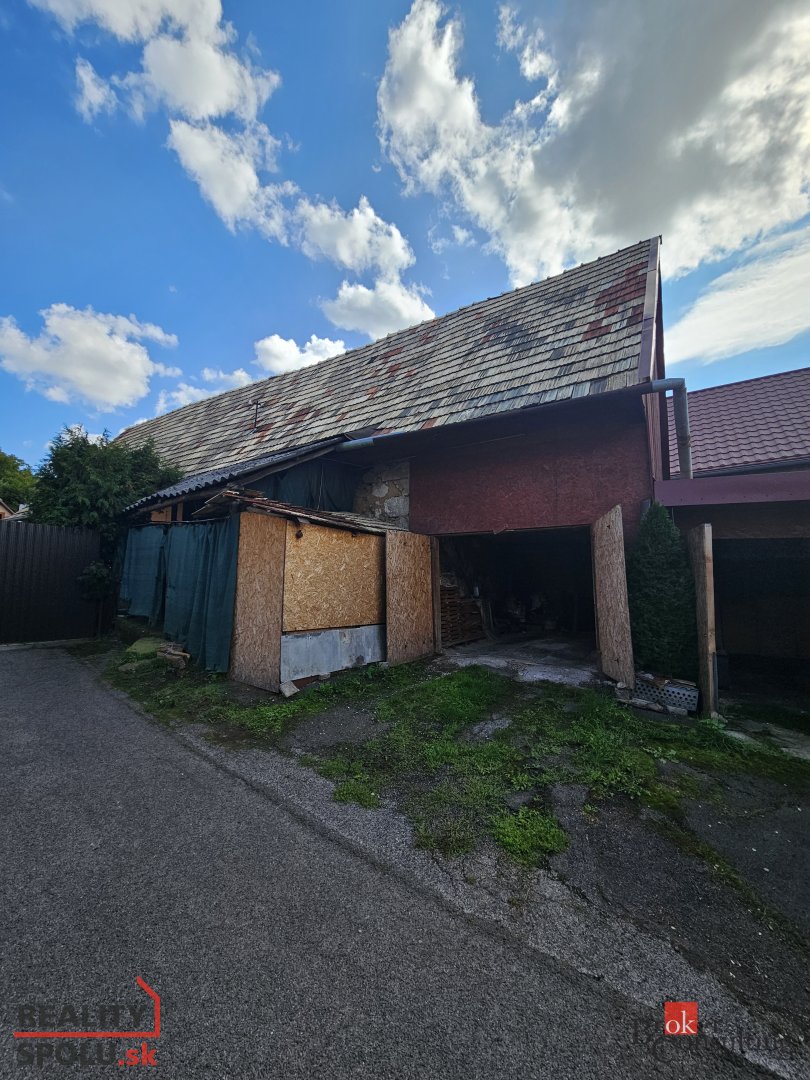 Rodinný dom v obci Bzovík - 18