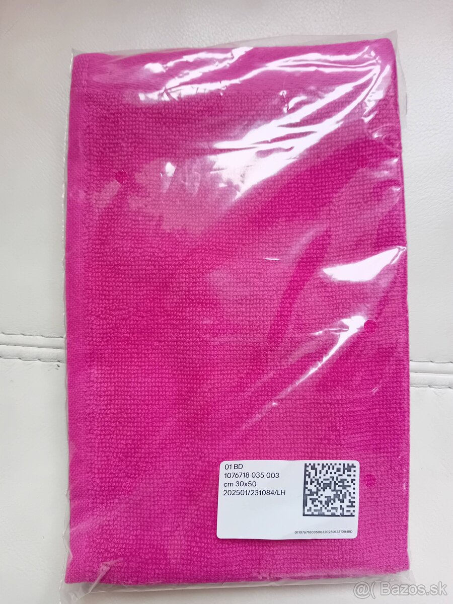 Obrusy, prestieranie a iné doplnky - 18